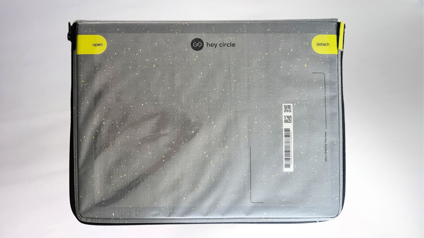 Mehrweg-Versandbox mit Platz für Versandetikett und GRAI