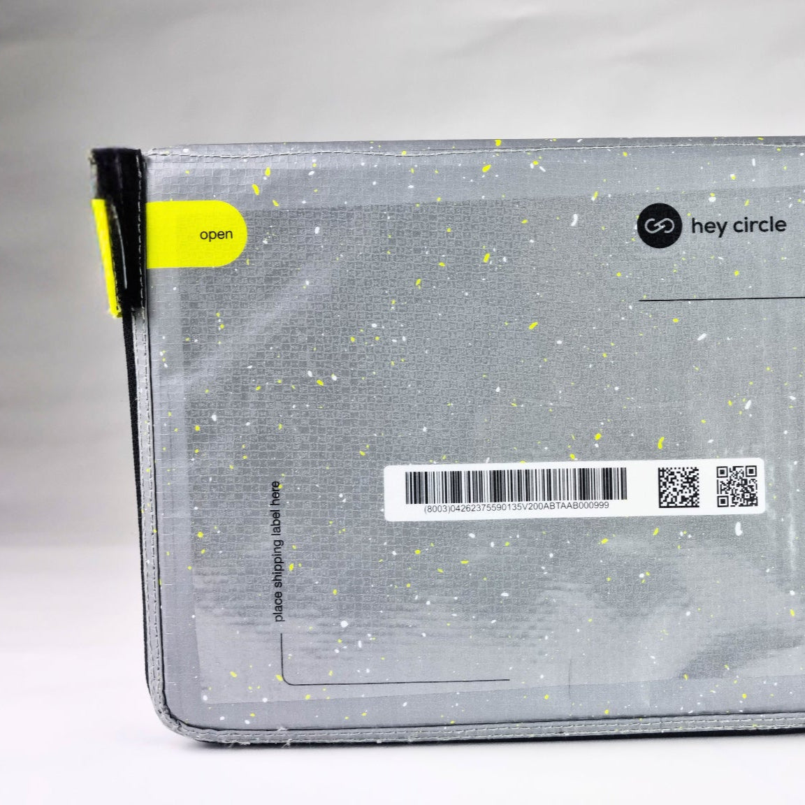 Mehrweg-Versandbox S mit Platz für Versandetikett und GRAI