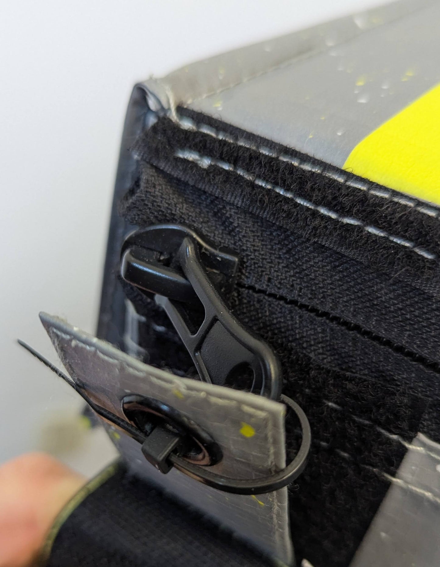 Sicherheits-Verschluss für Mehrweg-Boxen und Taschen (100 Stück)